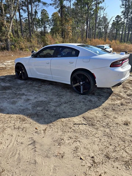 2016 Dodge Charger 7th Gen - Image 2 of 14