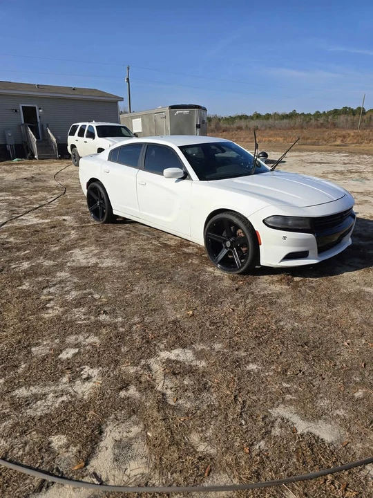 2016 Dodge Charger 7th Gen - Image 4 of 14
