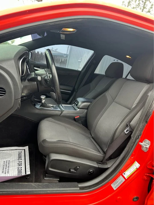 2016 Dodge Charger 7th Gen - Image 11 of 18
