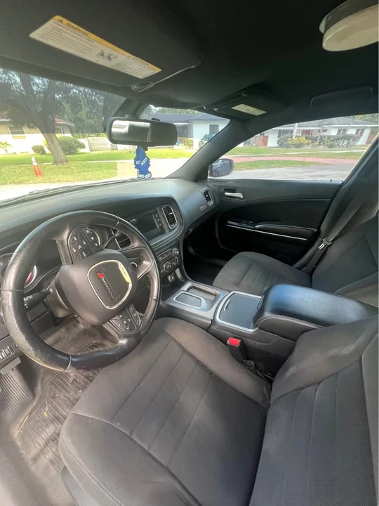 2016 Dodge Charger 7th Gen - Image 6 of 8