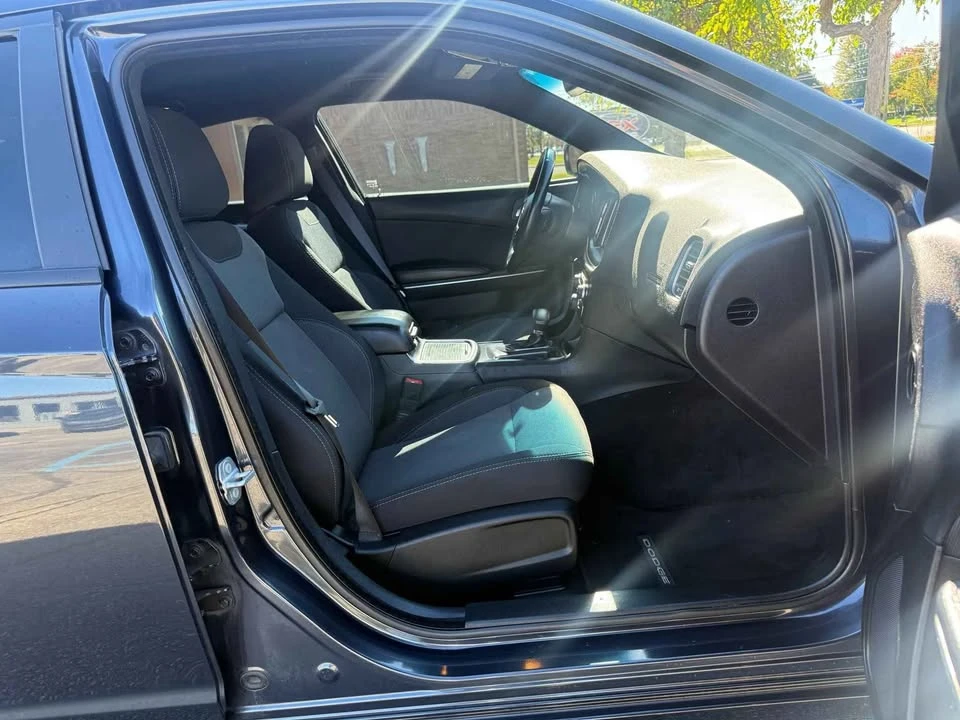 2016 Dodge Charger 7th Gen - Image 14 of 20