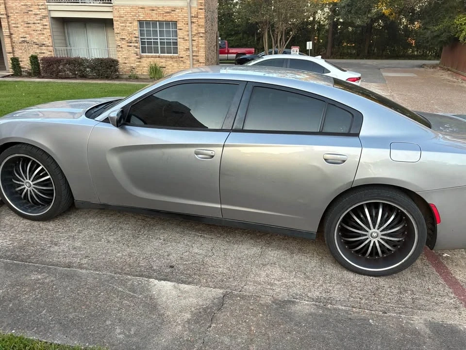 2016 Dodge Charger 7th Gen - Image 4 of 4