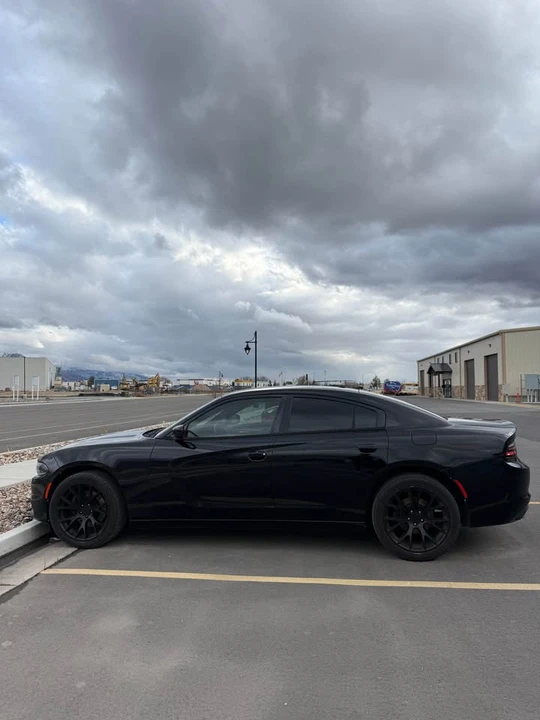 2016 Dodge Charger 7th Gen - Image 3 of 12