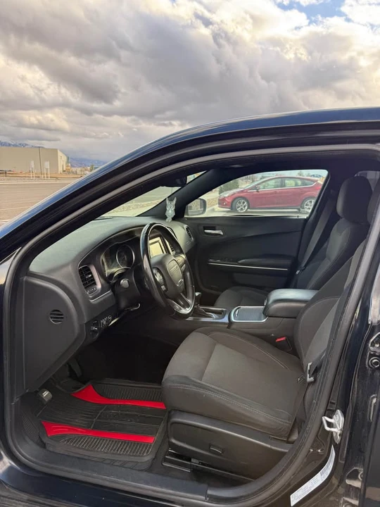 2016 Dodge Charger 7th Gen - Image 6 of 12