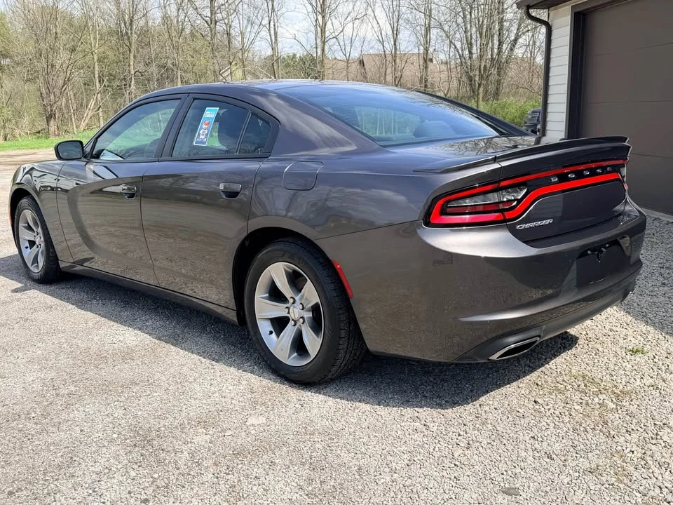 2016 Dodge Charger 7th Gen - Image 4 of 12