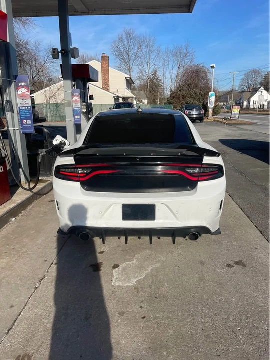 2016 Dodge Charger SRT Hellcat 7th Gen - Image 7 of 8