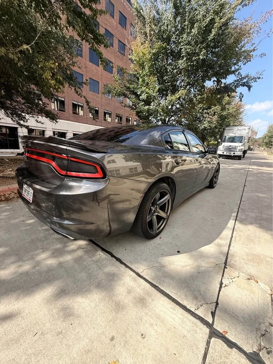 2016 Dodge Charger SRT & 392 7th Gen - Image 4 of 12