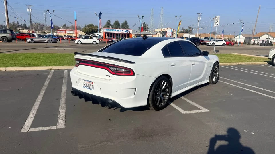 2016 Dodge Charger SRT & 392 7th Gen - Image 3 of 14