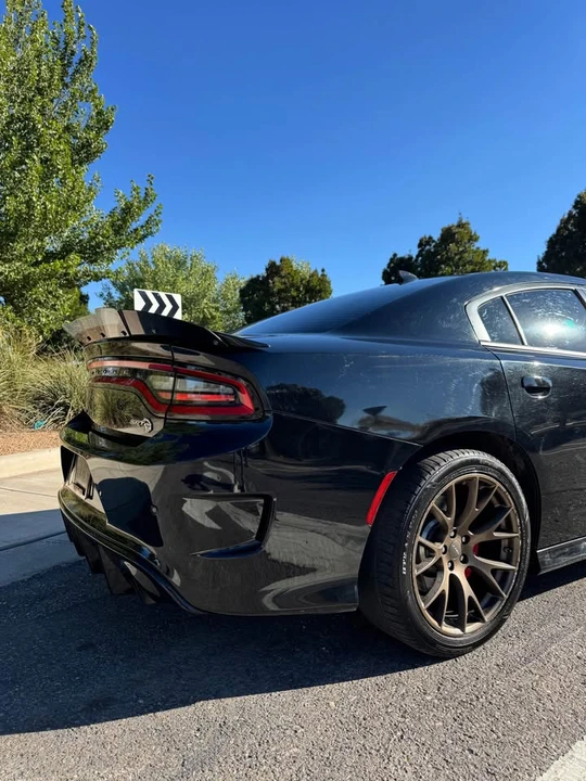 2016 Dodge Charger SRT Hellcat 7th Gen - Image 7 of 16
