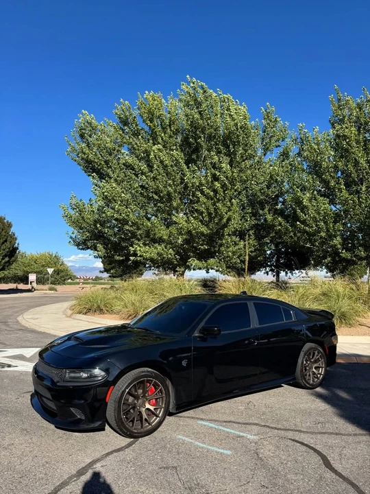 2016 Dodge Charger SRT Hellcat 7th Gen - Image 9 of 16