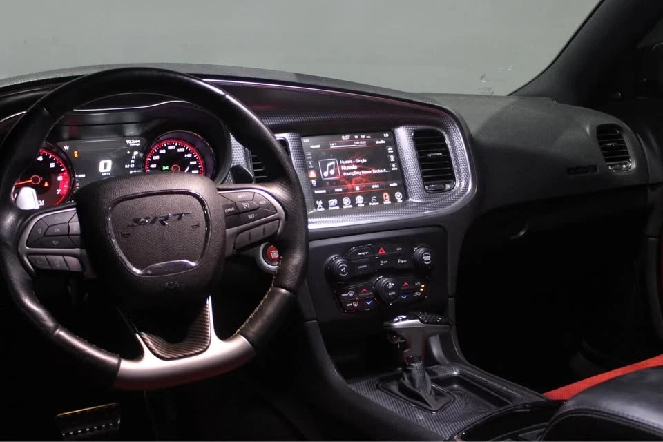 2016 Dodge Charger SRT Hellcat 7th Gen - Image 9 of 11