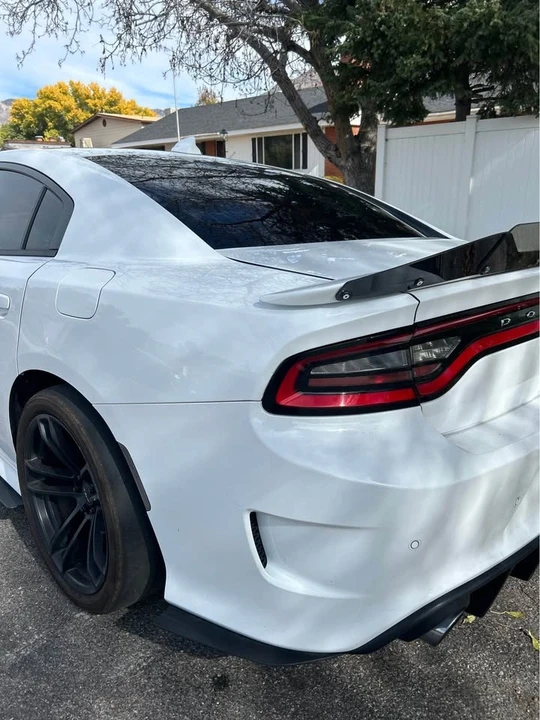 2016 Dodge Charger SRT Hellcat 7th Gen - Image 7 of 15
