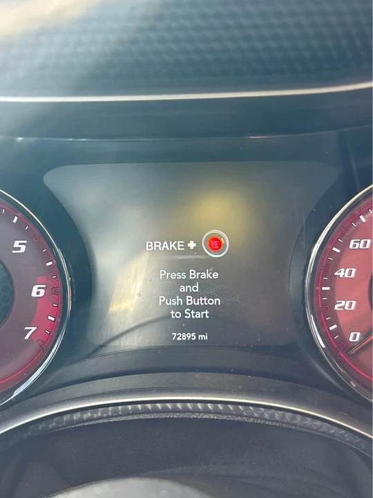 2016 Dodge Charger SRT Hellcat 7th Gen - Image 12 of 15