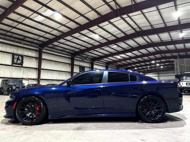 2016 Dodge Charger SRT Hellcat 7th Gen - Image 9 of 20