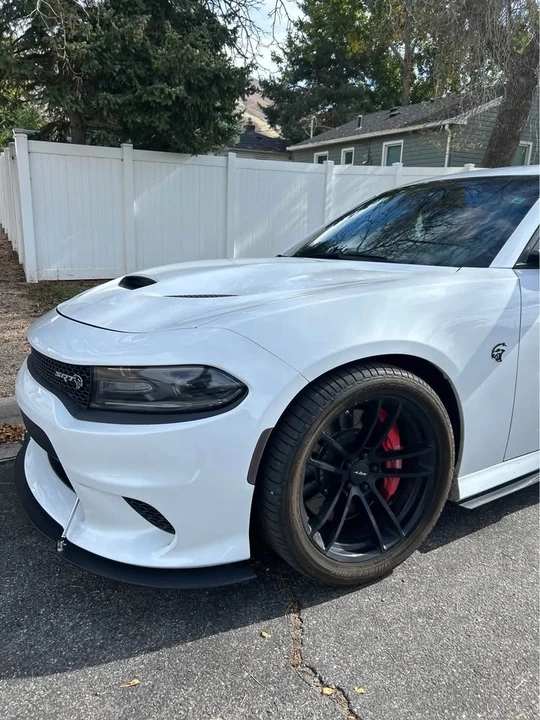 2016 Dodge Charger SRT Hellcat 7th Gen - Image 10 of 15