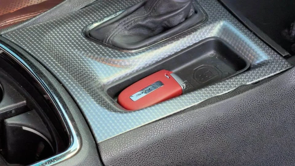 2016 Dodge Charger SRT Hellcat 7th Gen - Image 10 of 15