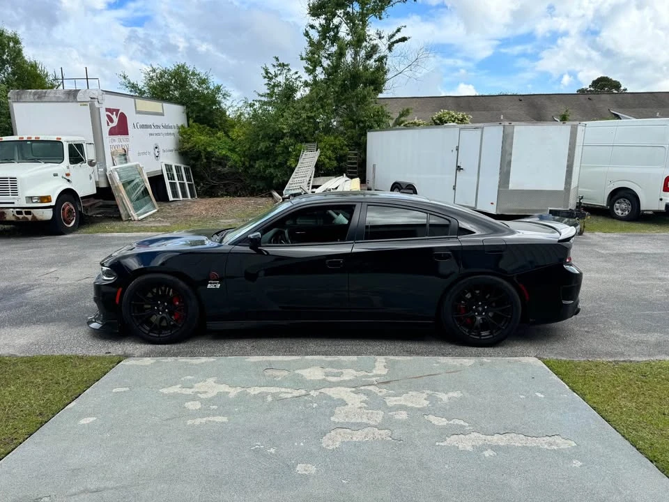 2016 Dodge Charger SRT Hellcat 7th Gen - Image 4 of 10