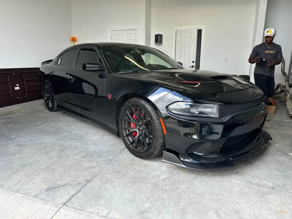 2016 Dodge Charger SRT Hellcat 7th Gen - Image 6 of 10