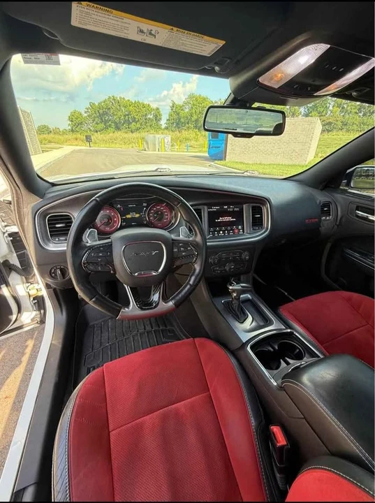 2016 Dodge Charger SRT Hellcat 7th Gen - Image 3 of 8
