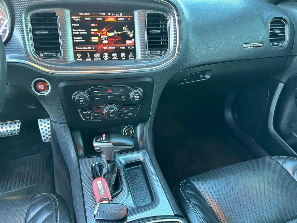 2016 Dodge Charger SRT Hellcat 7th Gen - Image 17 of 18