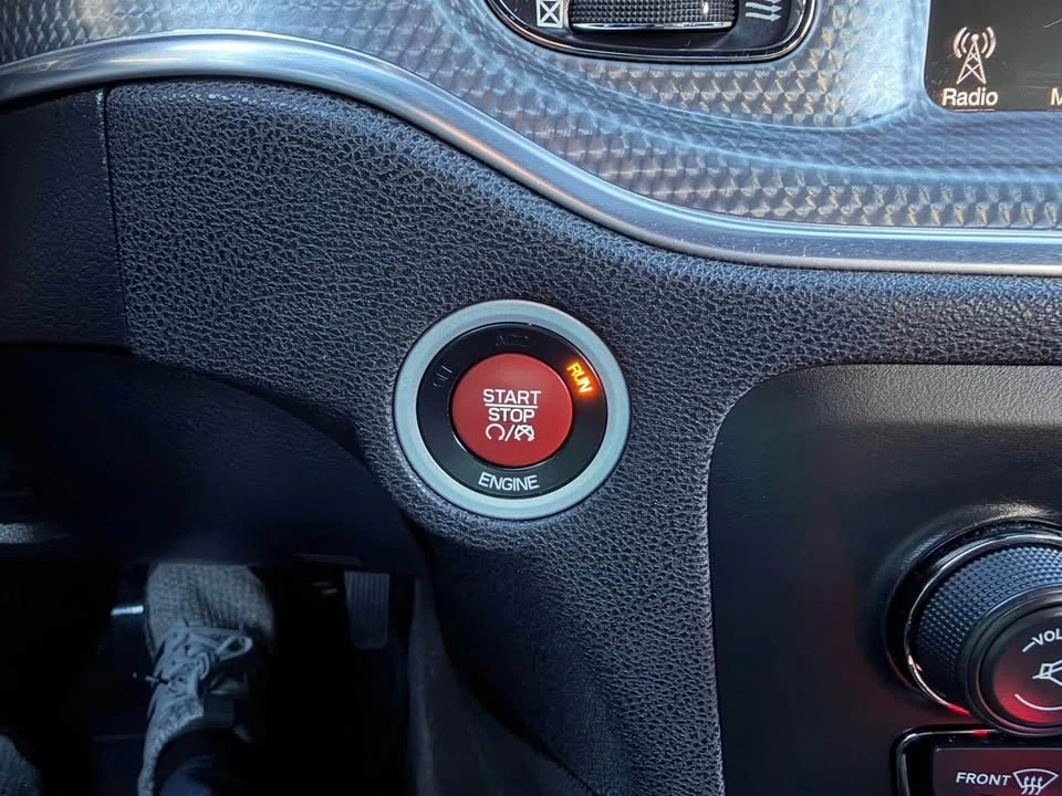 2016 Dodge Charger SRT Hellcat 7th Gen - Image 17 of 19