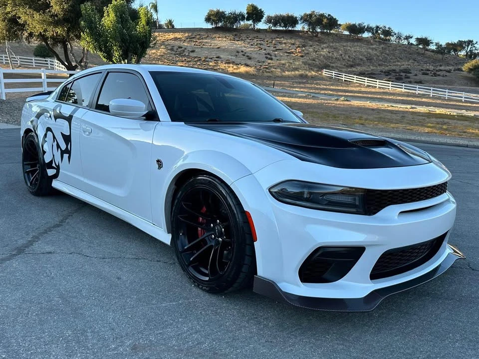 2016 Dodge Charger SRT Hellcat 7th Gen - Image 5 of 18