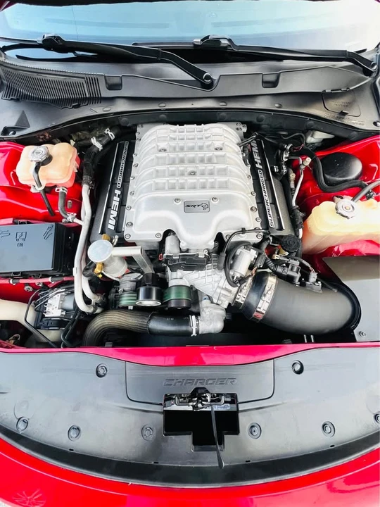2016 Dodge Charger SRT Hellcat 7th Gen - Image 13 of 17