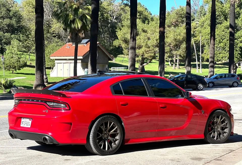 2016 Dodge Charger SRT Hellcat 7th Gen - Image 5 of 17