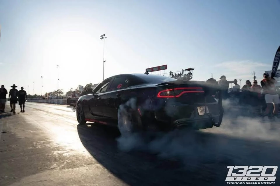 2016 Dodge Charger SRT Hellcat 7th Gen - Image 5 of 6