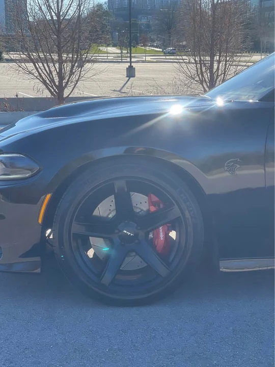 2016 Dodge Charger SRT Hellcat 7th Gen - Image 6 of 19