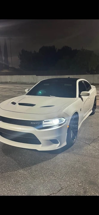 2016 Dodge Charger SRT Hellcat 7th Gen - Image 3 of 5