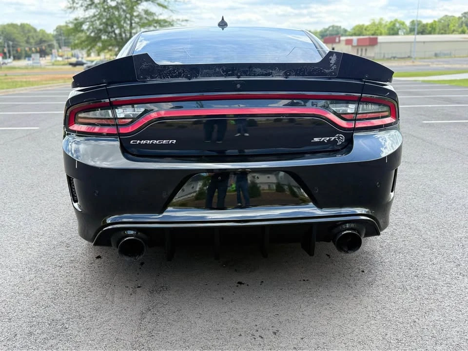 2016 Dodge Charger SRT Hellcat 7th Gen - Image 14 of 15