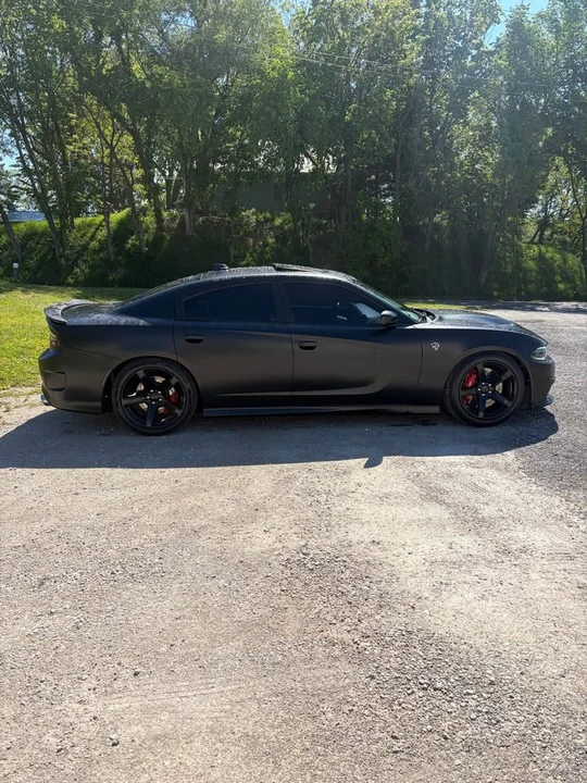 2016 Dodge Charger SRT Hellcat 7th Gen - Image 3 of 11