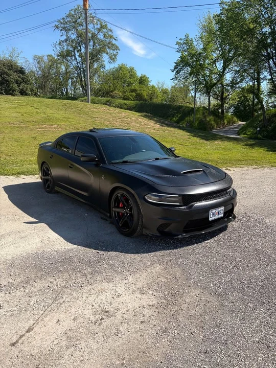 2016 Dodge Charger SRT Hellcat 7th Gen - Image 2 of 11