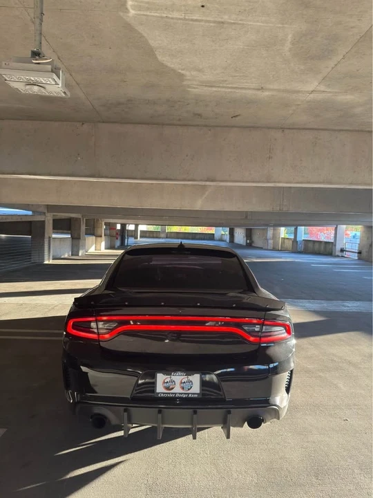 2016 Dodge Charger SRT Hellcat 7th Gen - Image 3 of 18