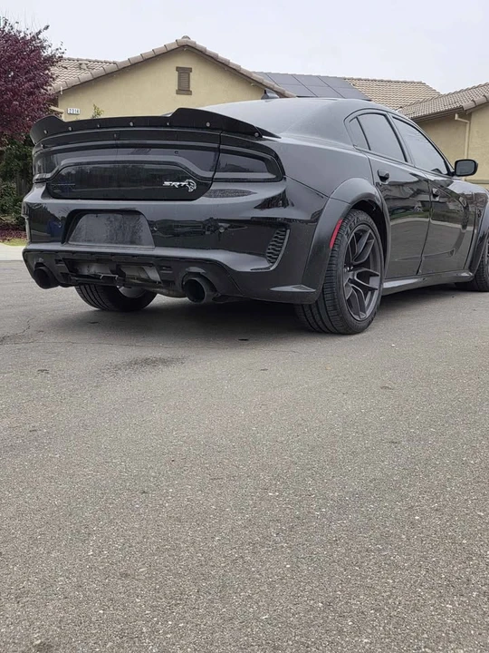 2016 Dodge Charger SRT Hellcat 7th Gen - Image 5 of 5