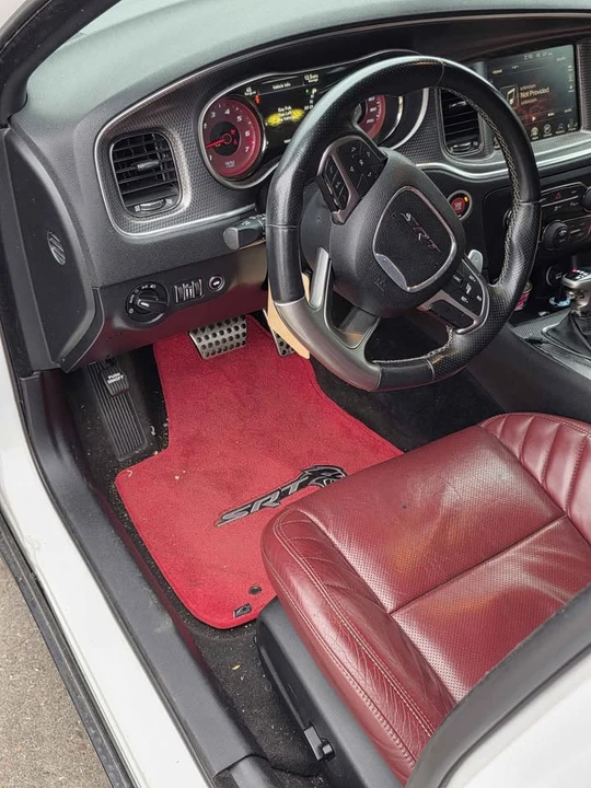 2016 Dodge Charger SRT Hellcat 7th Gen - Image 4 of 5