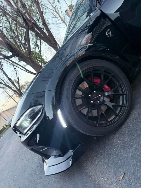 2016 Dodge Charger SRT Hellcat 7th Gen - Image 6 of 17