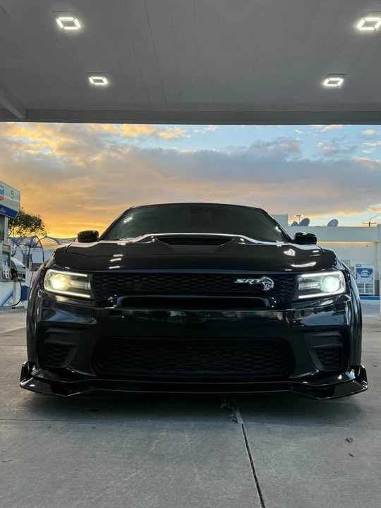 2016 Dodge Charger SRT Hellcat 7th Gen - Image 2 of 17