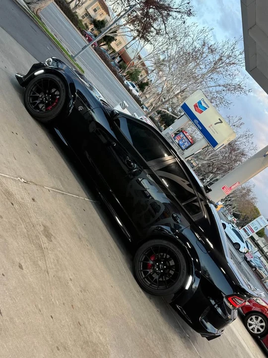 2016 Dodge Charger SRT Hellcat 7th Gen - Image 9 of 17