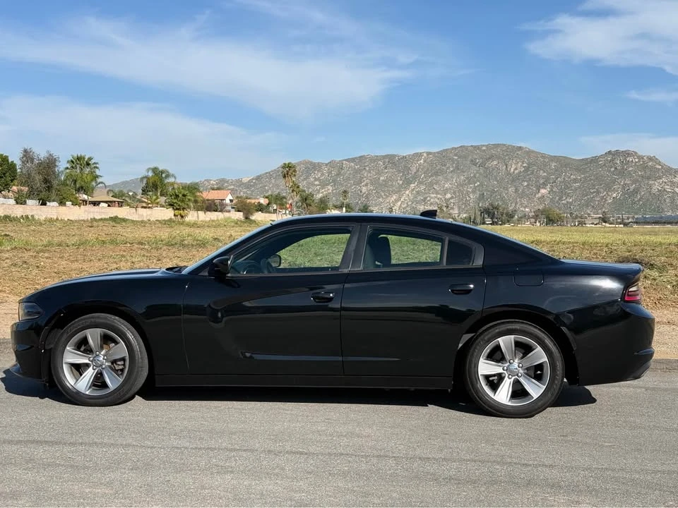 2016 Dodge Charger 7th Gen - Image 2 of 12