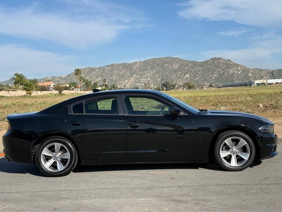 2016 Dodge Charger 7th Gen - Image 5 of 12