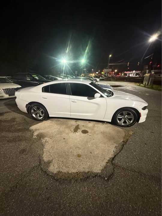 2016 Dodge Charger 7th Gen - Image 2 of 7