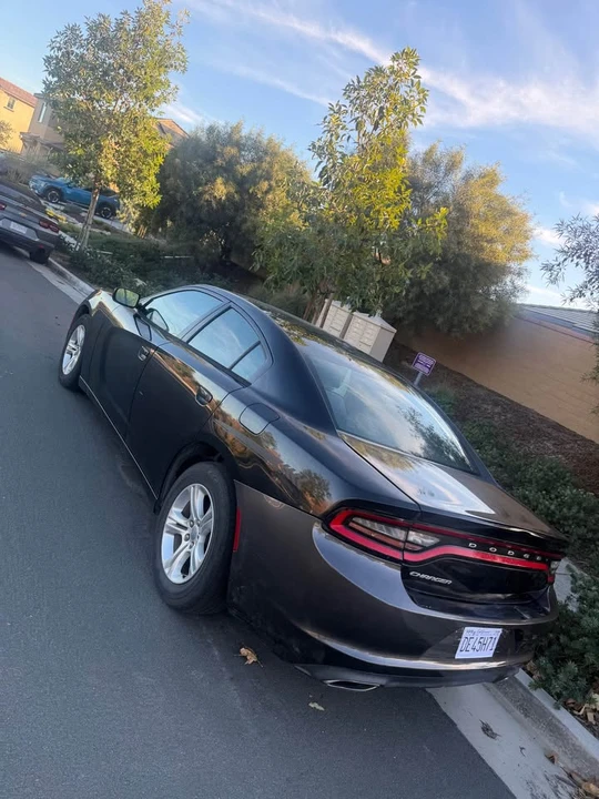 2016 Dodge Charger 7th Gen - Image 5 of 17