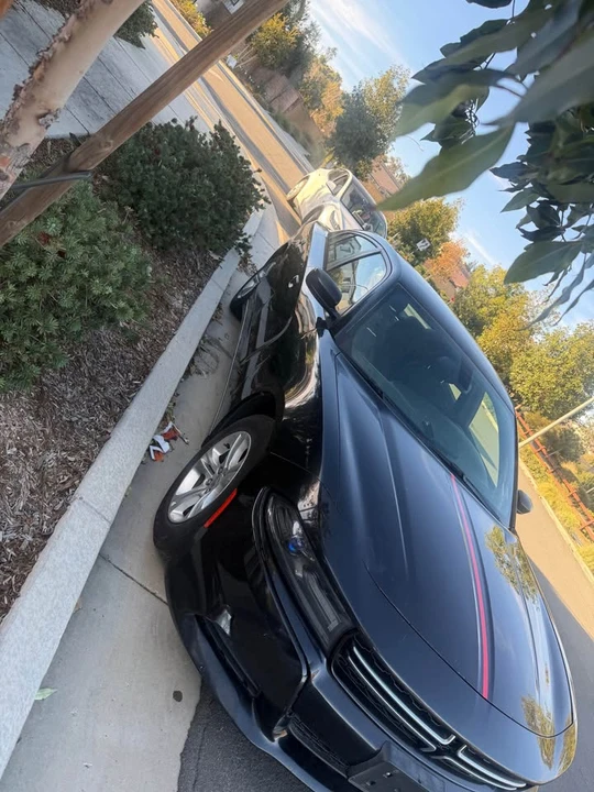 2016 Dodge Charger 7th Gen - Image 3 of 17