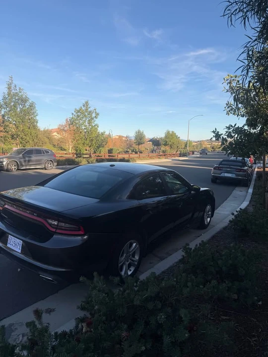 2016 Dodge Charger 7th Gen - Image 9 of 17