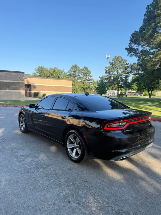 2016 Dodge Charger 7th Gen - Image 4 of 12
