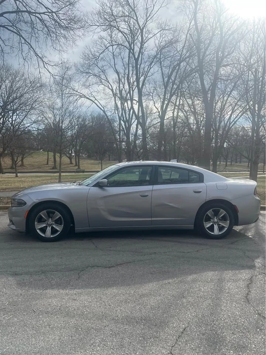 2016 Dodge Charger 7th Gen - Image 4 of 11