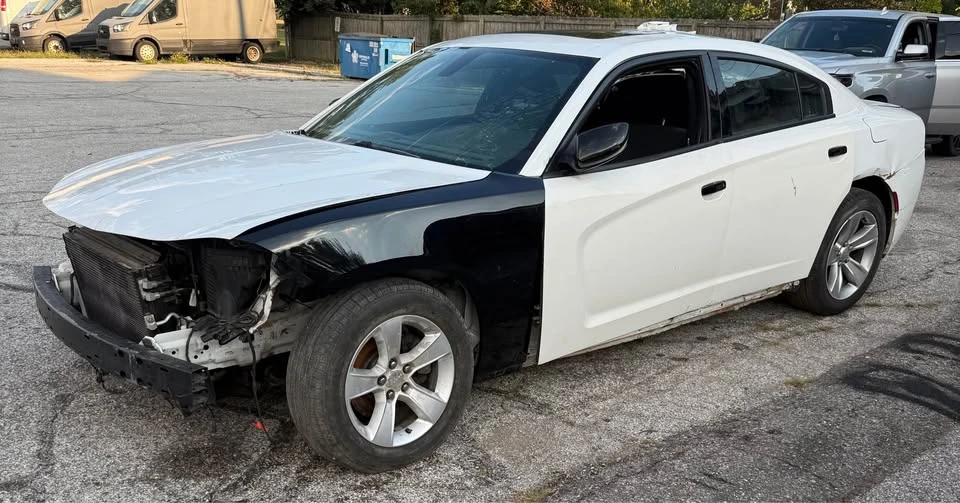 2016 Dodge Charger 7th Gen - Image 4 of 6