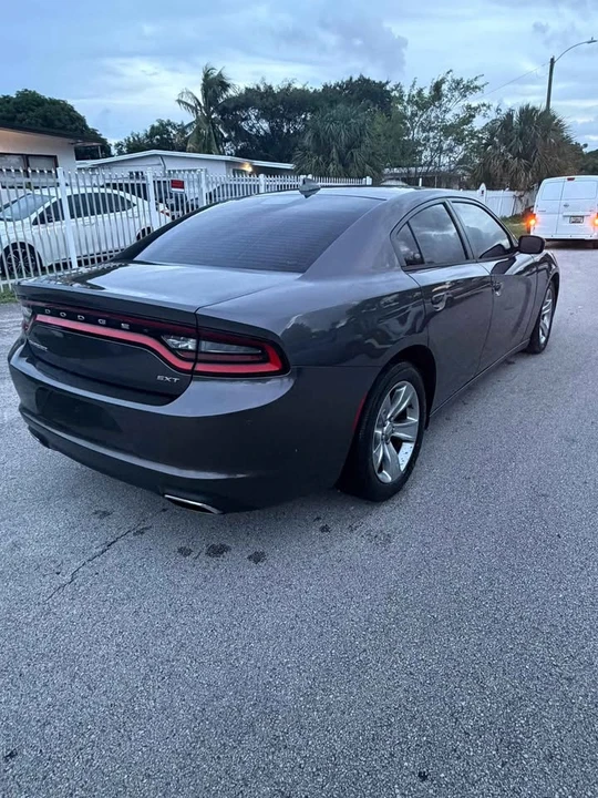 2016 Dodge Charger 7th Gen - Image 7 of 10